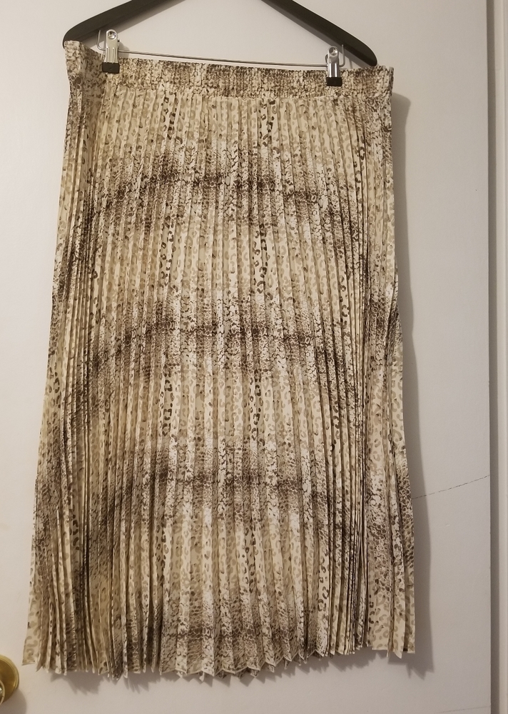 PLUS SIZE XXL SKIRT - Picture 2 of 7